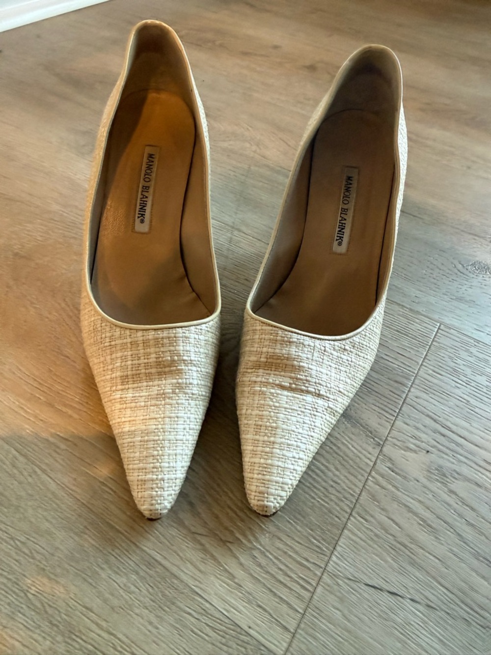 Manolo Blahnik Cream Woven Pointed-Toe Heels Size 9.5